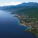 Apartment Mit Balkon Und Terrasse By Interhome