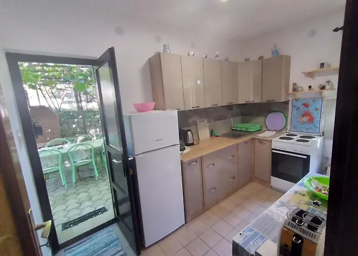 Mit Balkon Und Terrasse By Interhome